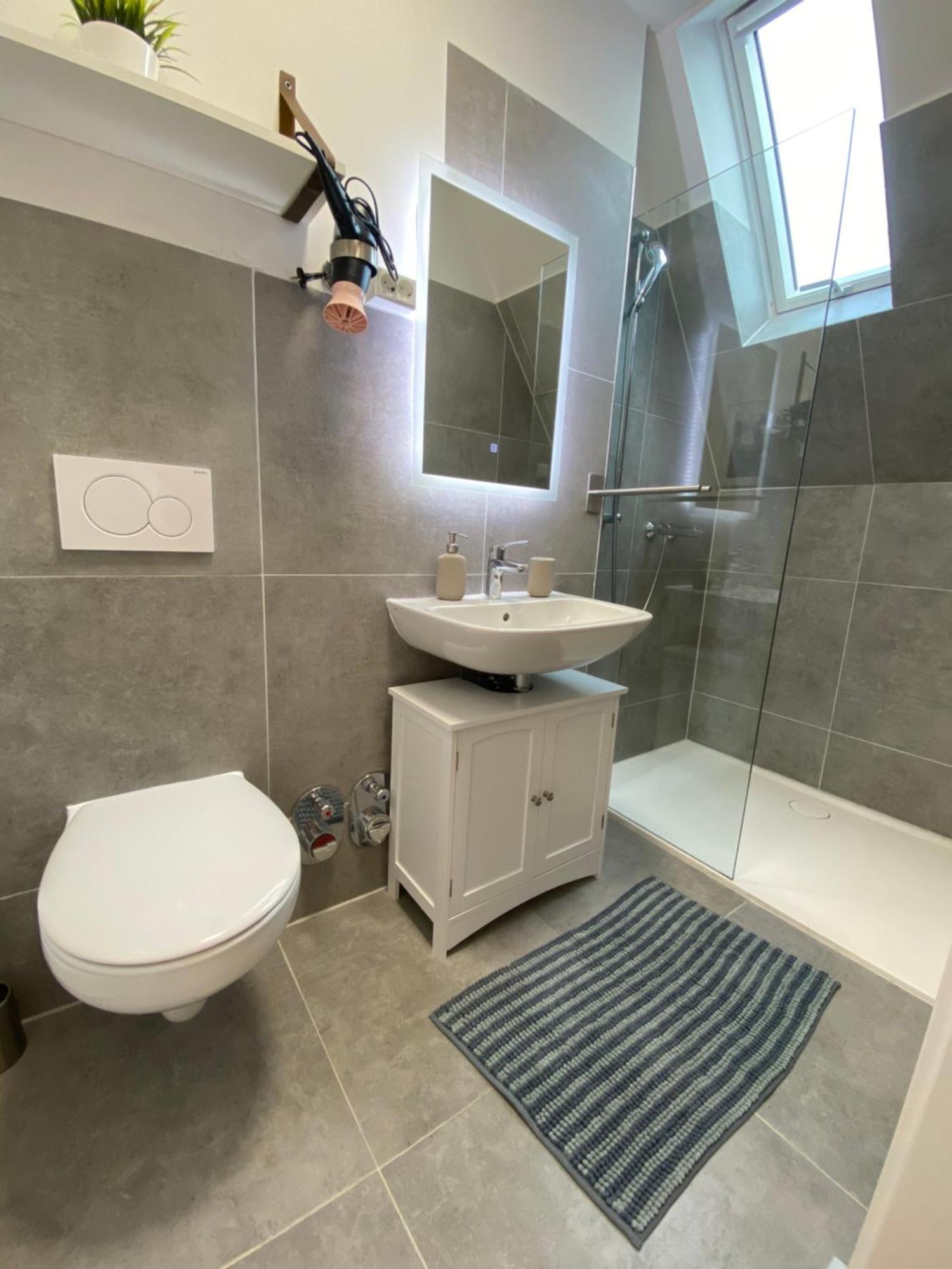 Stadtoase: Exklusive Apartments Fuer Ruhe Und Entspannung Bremen Luaran gambar